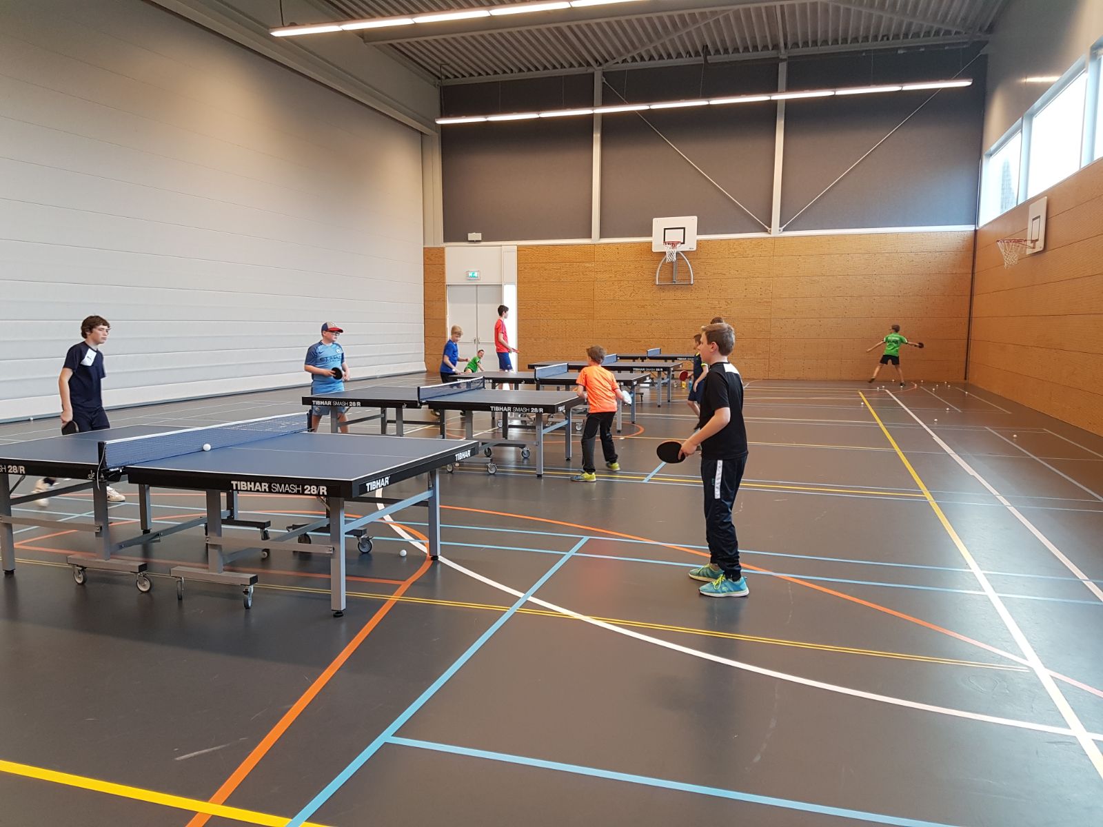 Kom jij ook op dinsdagavond tafeltennissen?